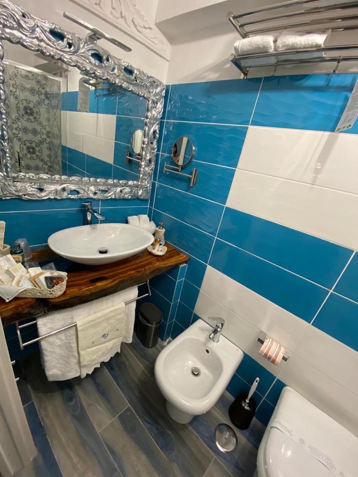 Luxury B&B Suite Jacuzzi Villa Filomena Марина-ди-Камерота Экстерьер фото